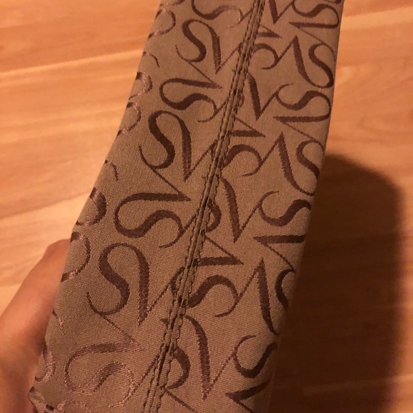 Super Sale:Simply Vera Wang Handbag - Picture 5 of 7